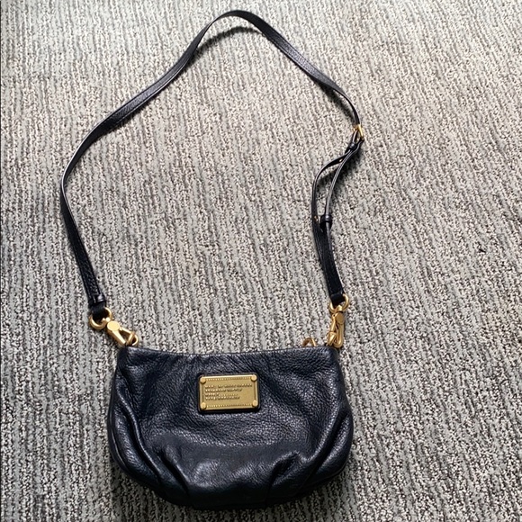 Marc By Marc Jacobs Handbags - Marc by Marc Jacobs Black Crossbody